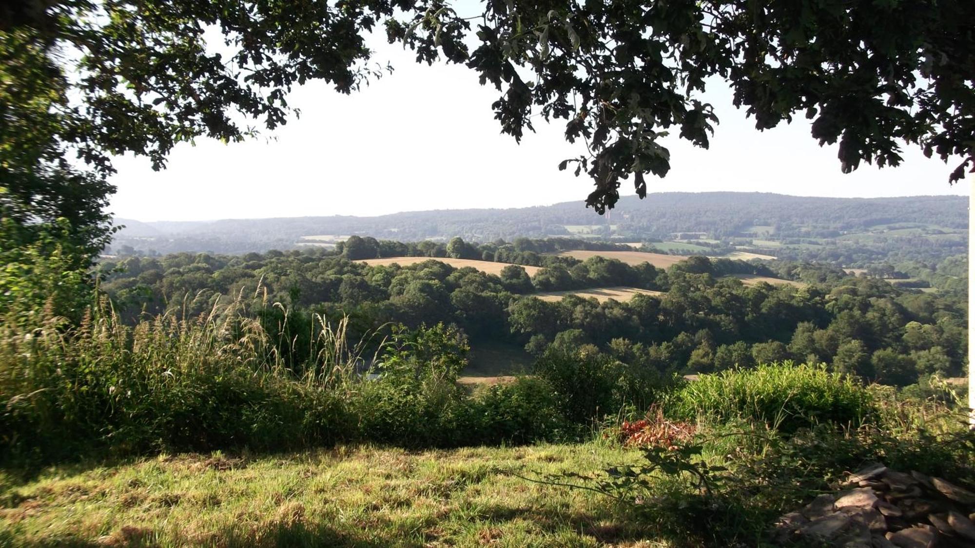 Maison Jonela Chateauneuf du Faou Bagian luar foto